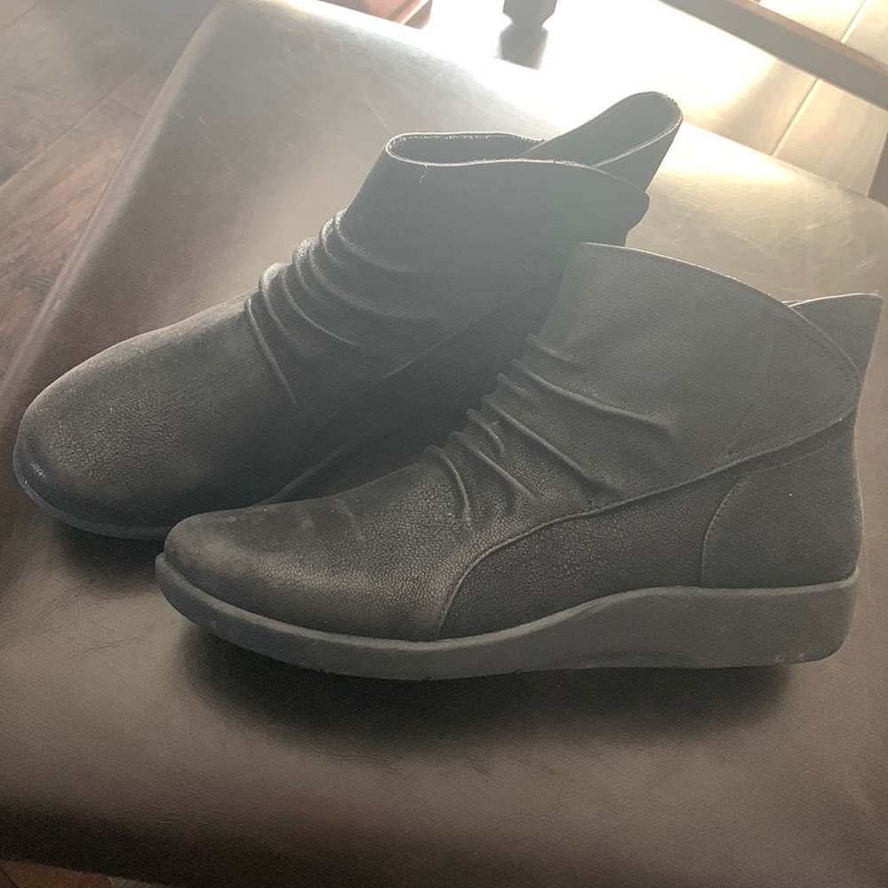 Clarks cloudsteppers boots